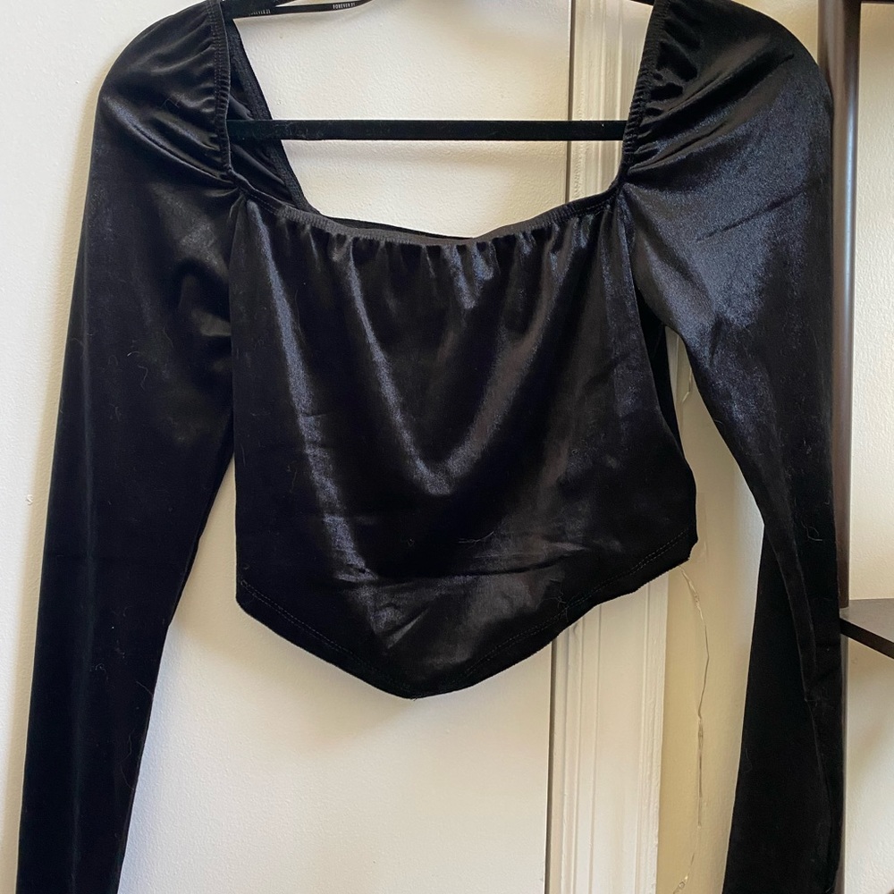 Velvet long-sleeve crop top